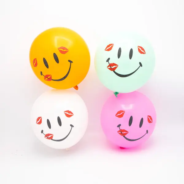 Latexballong Emoji Smile Mixade färger 8-pack